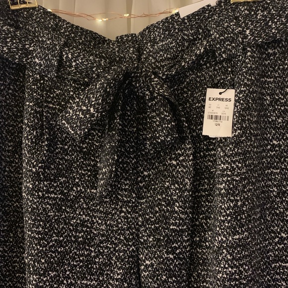 NWT Express Black + White Tie Waist Pants - Picture 3 of 5